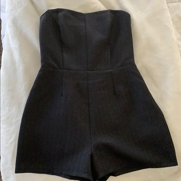 Black Strapless EXPRESS Romper - Picture 1 of 3